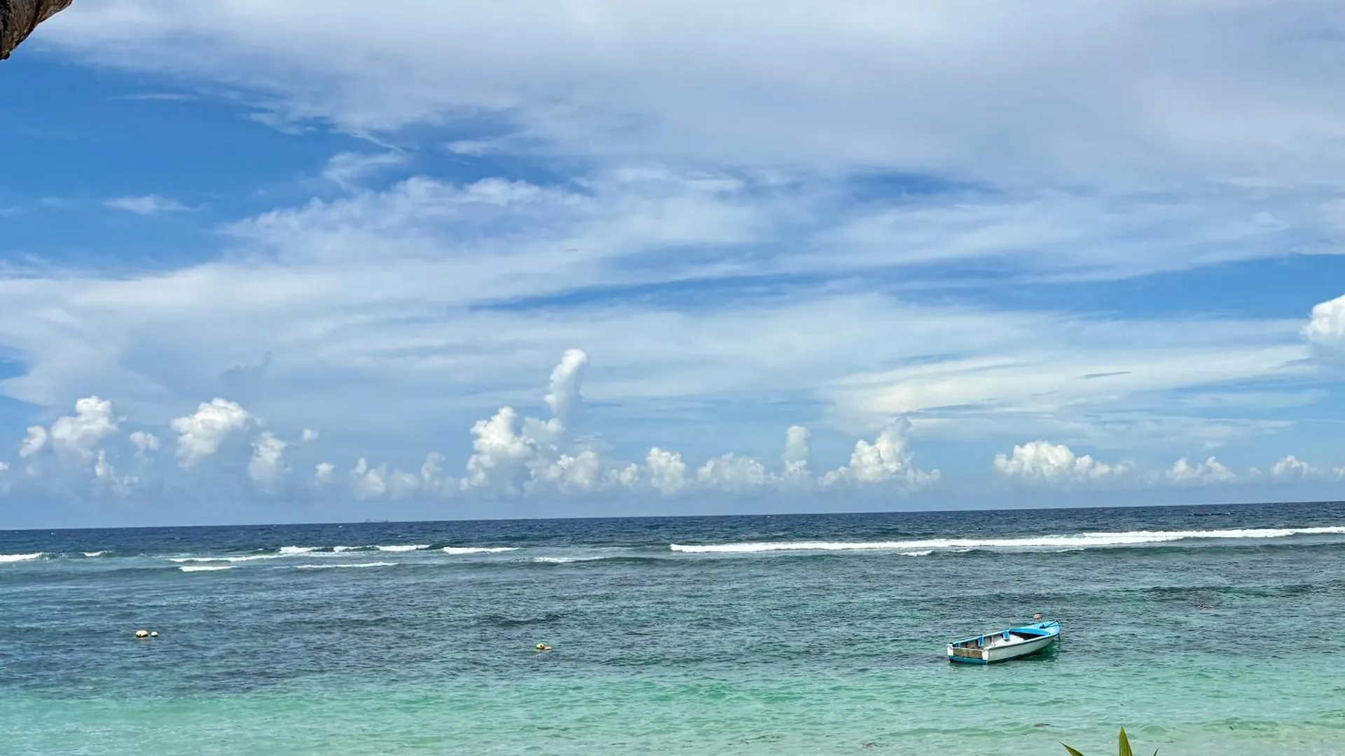 Beach Kaz Seychelles