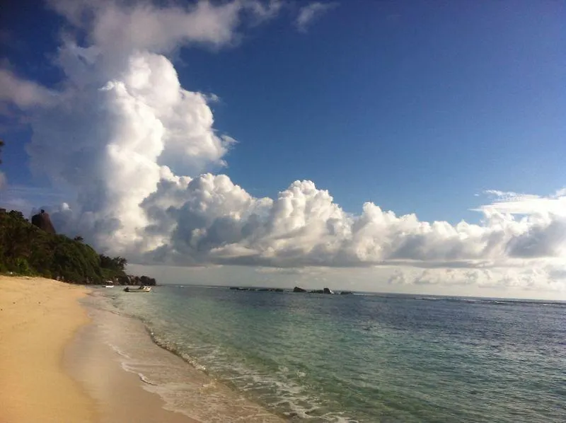 Beach Kaz Villa